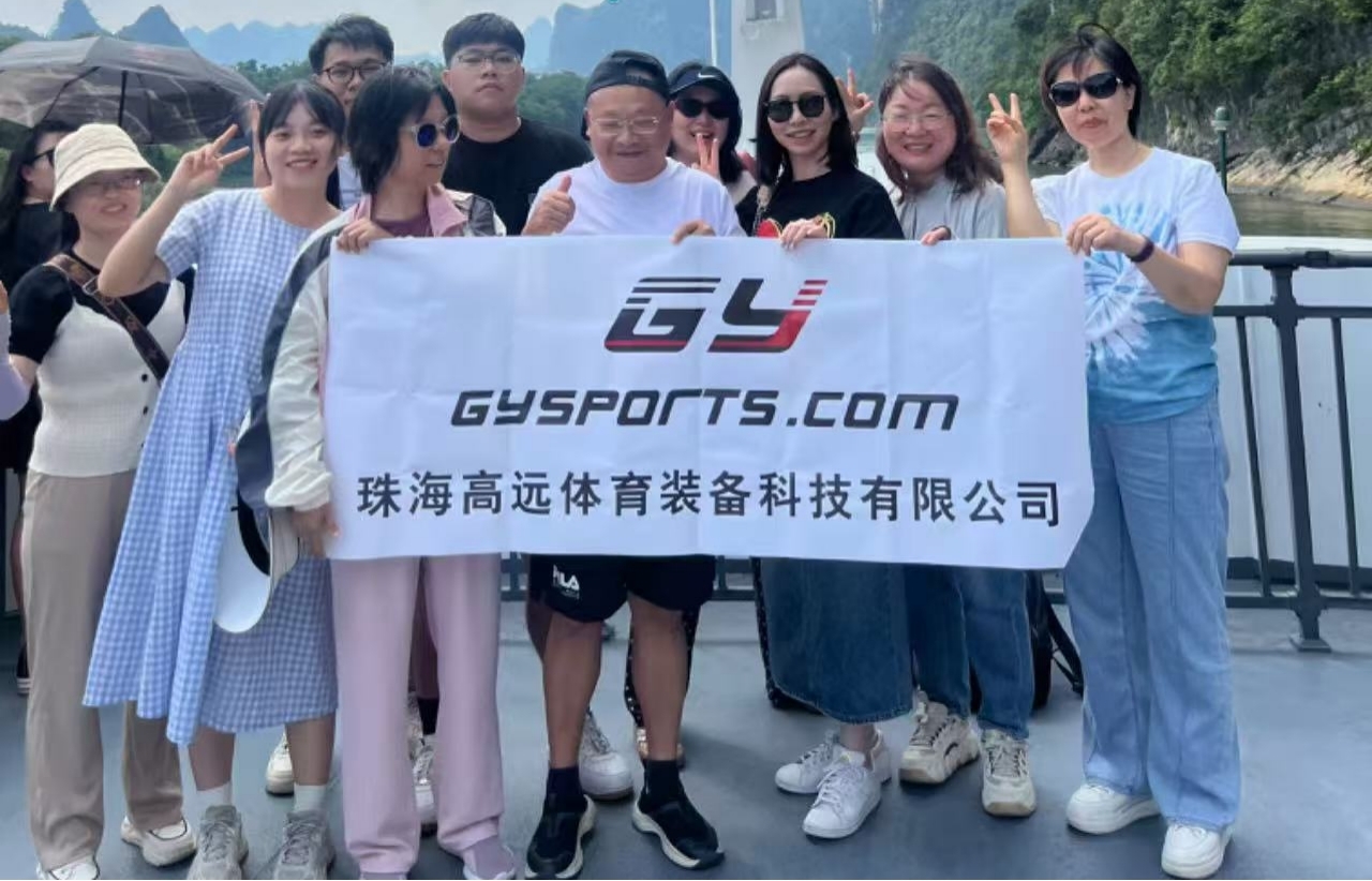 Outing Perusahaan menyang Guilin lan Yangshuo: Petualangan Spektakuler babagan Keindahan Scenic, Masakan Lokal, lan Kasenengan Budaya